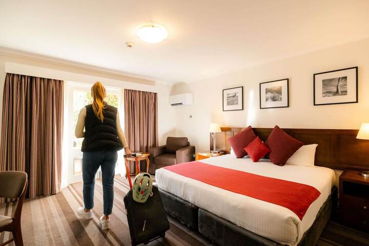 Room 40 of 111