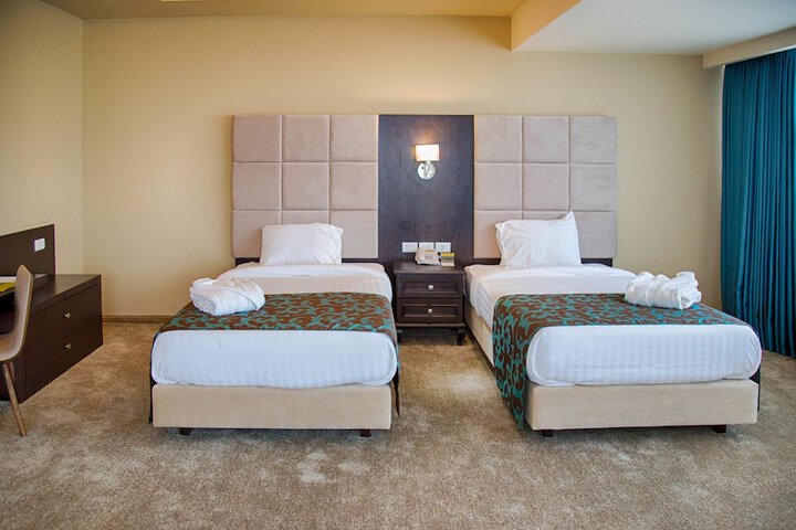 Room 14 of 79