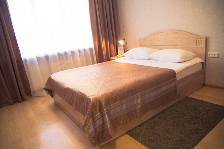Room 12 of 87