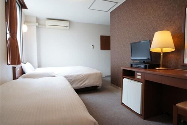 Room 14 of 29