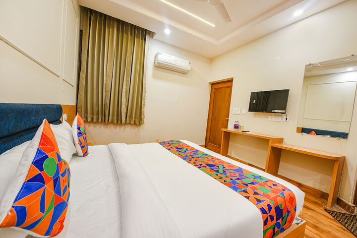 Room 36 of 44