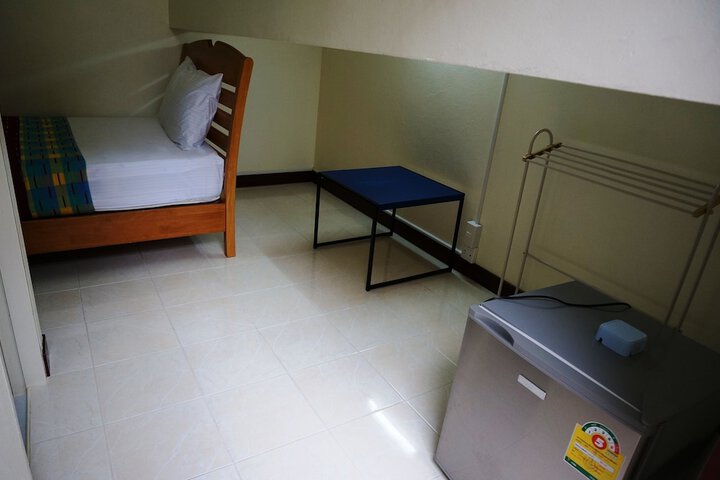 Room 12 of 44