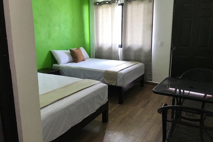 Room 14 of 18