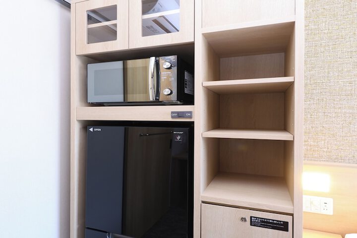 Room 15 of 64