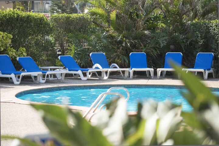 Pool 35 of 58