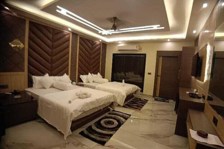 Hotel 65 of 70