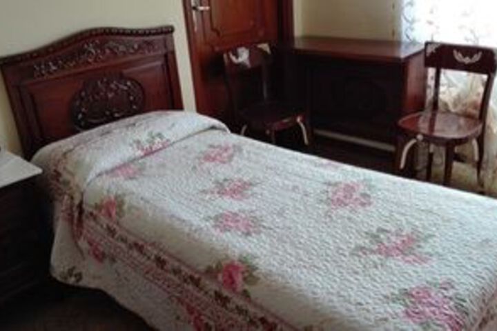 Room 38 of 62