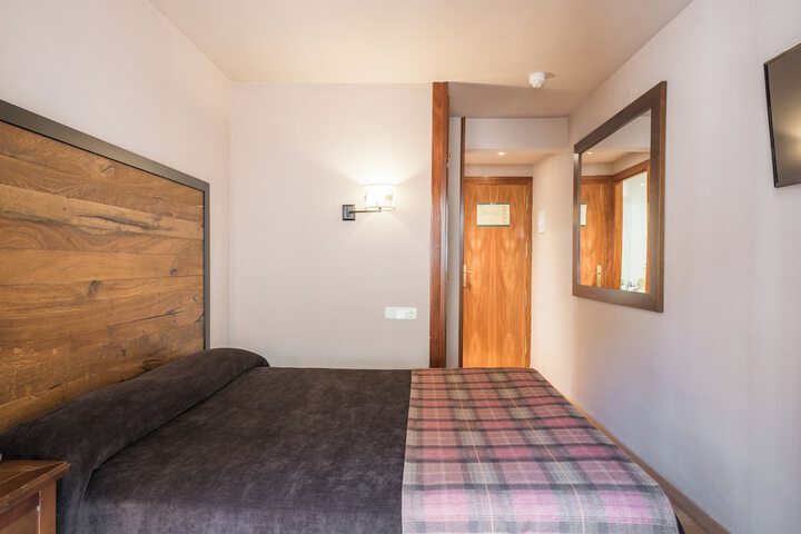 Room 36 of 82