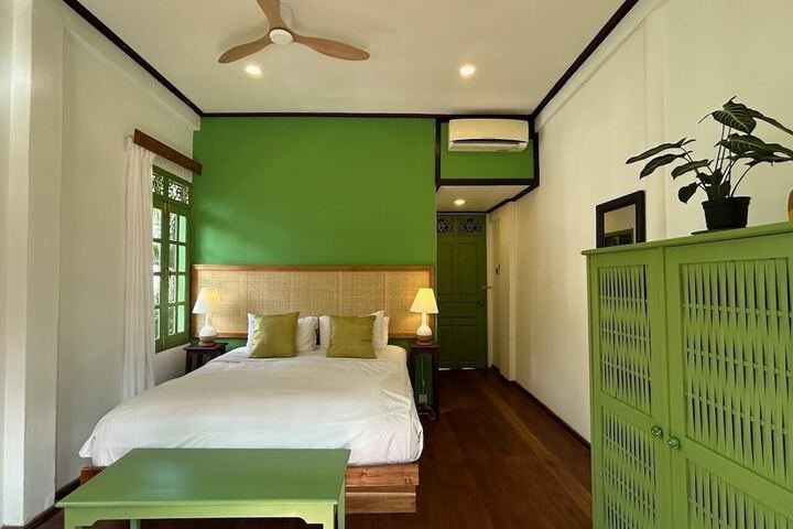 Room 20 of 122