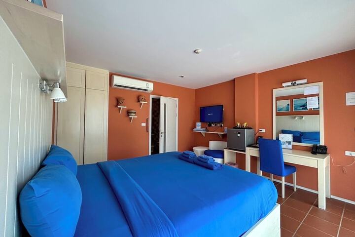 Room 29 of 104