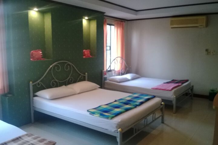 Room 2 of 14