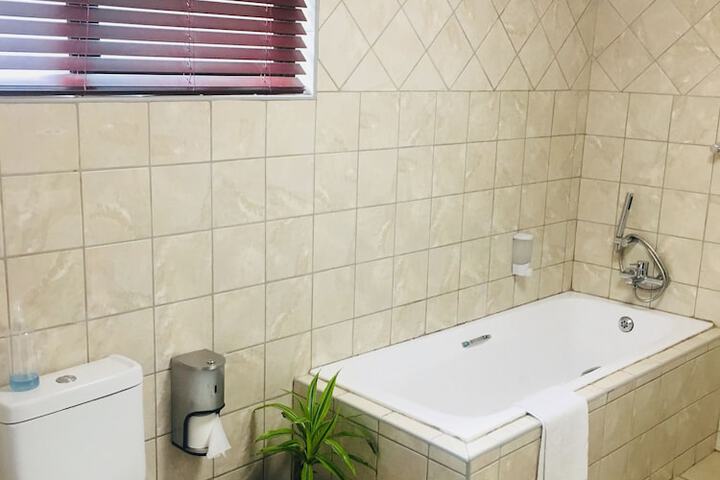 Room 5 of 54