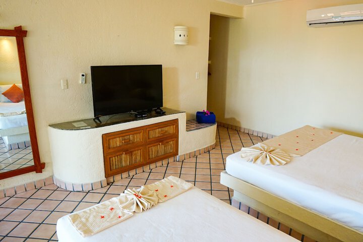 Room 14 of 78