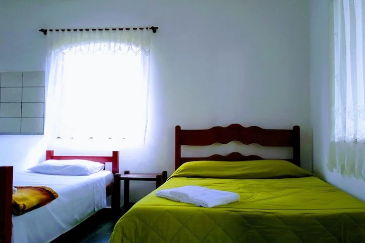 Room 3 of 20