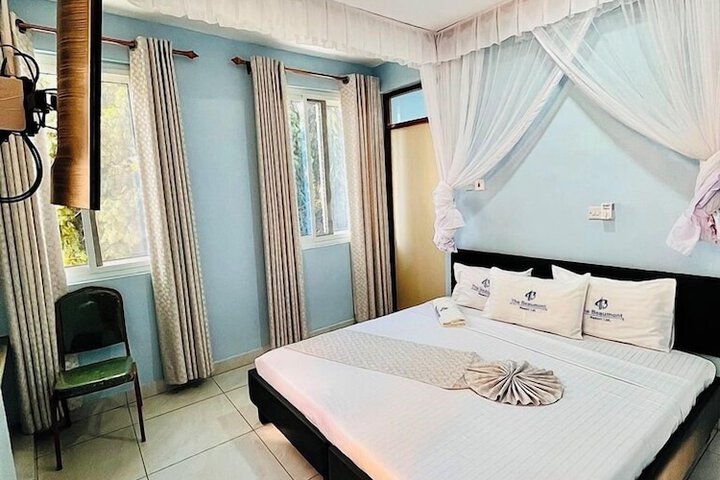 Room 3 of 29