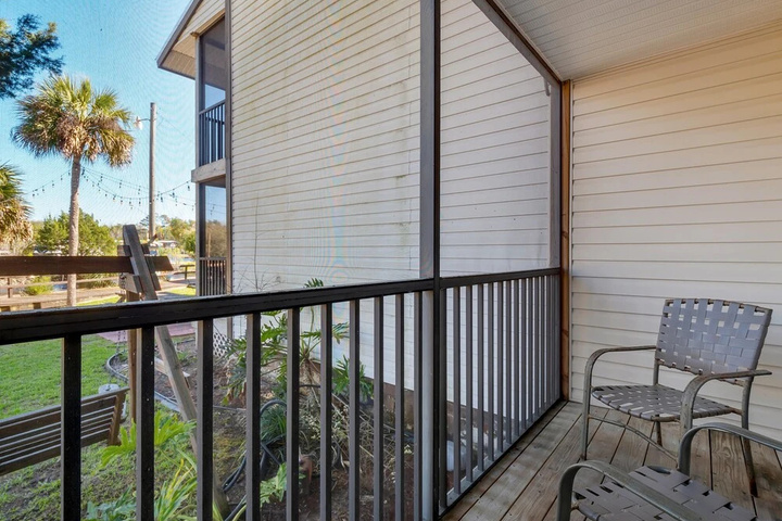 Terrace/Patio 3 of 9