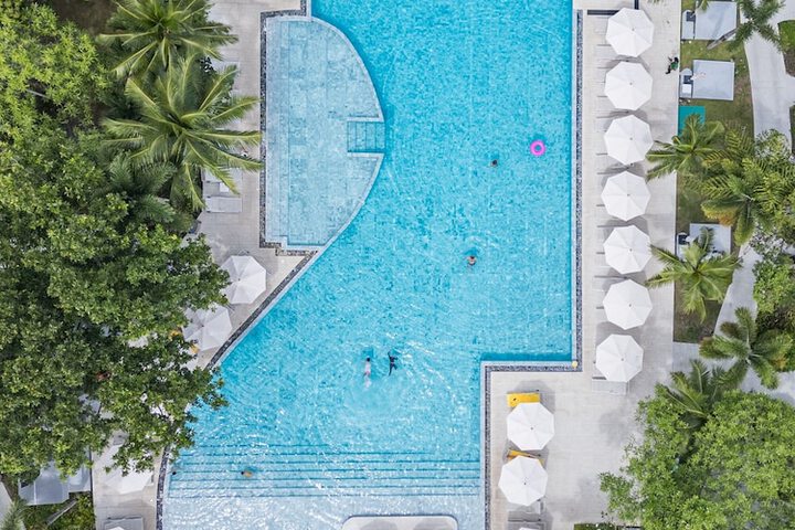 Pool 123 of 226