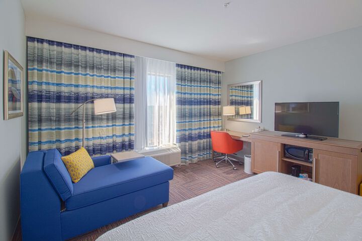Room 12 of 42