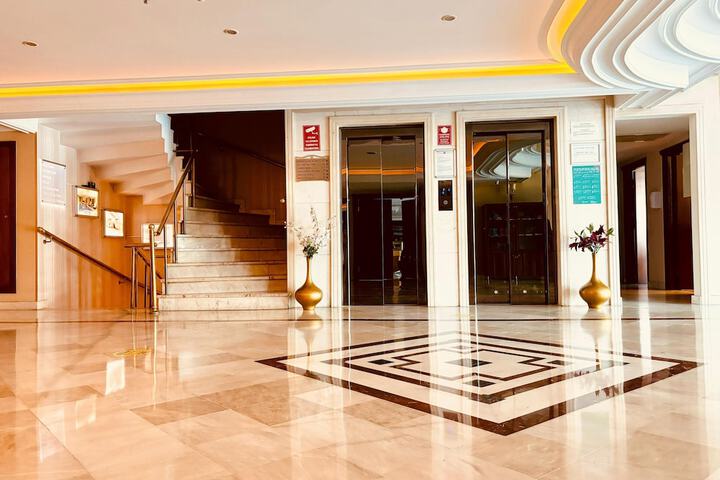 Lobby Photos
