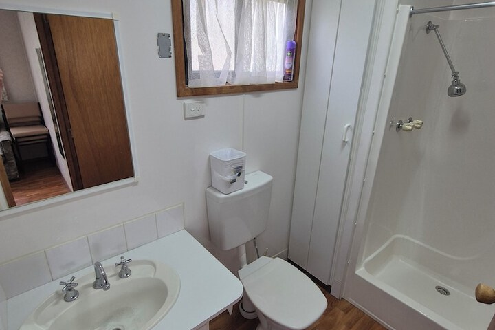 Room 19 of 29