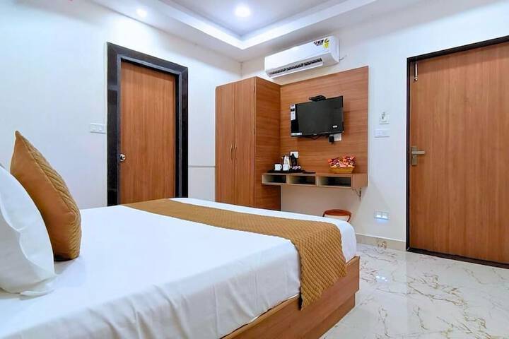 Room 16 of 74