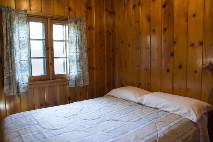 Room 14 of 96