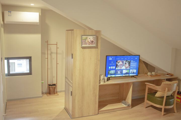 Room 40 of 131