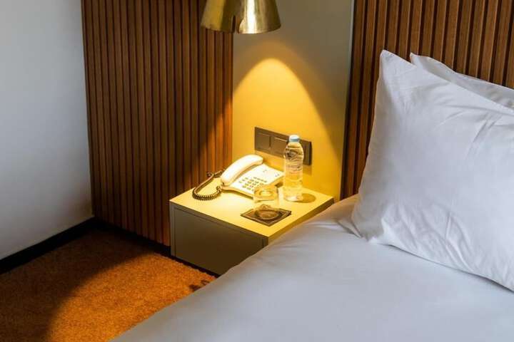Room 7 of 15