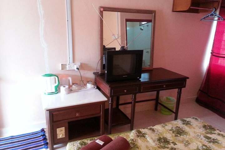 Room 16 of 26