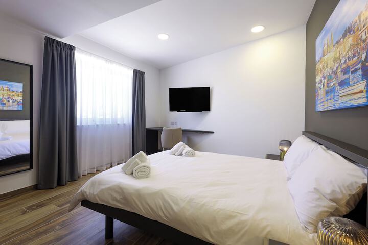 Room 40 of 89