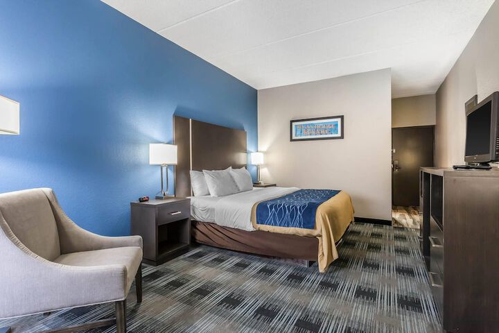 Room 25 of 44