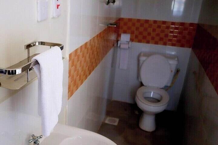 Room 6 of 26