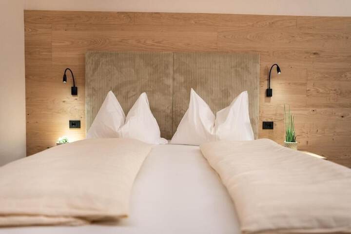 Room 14 of 55