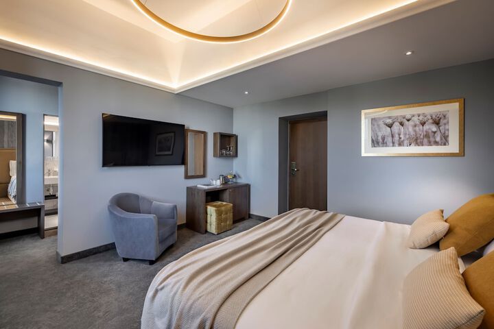 Room 15 of 75