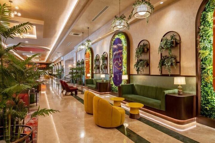 Guest Lobby