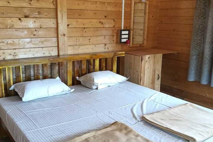Room 2 of 12