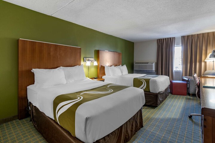 2 Double Beds (5 of 14)