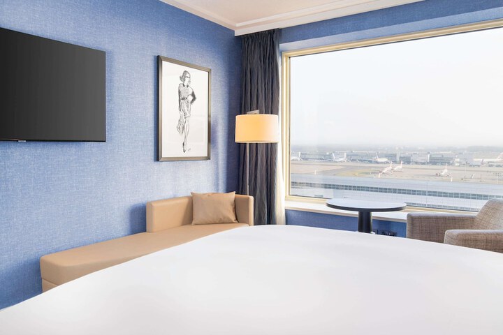 Room 54 of 144