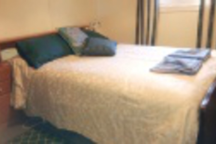 Room 64 of 407
