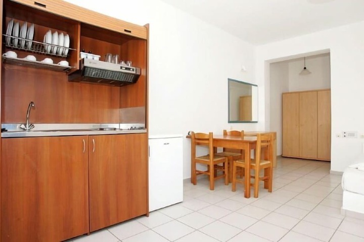 Room 4 of 21