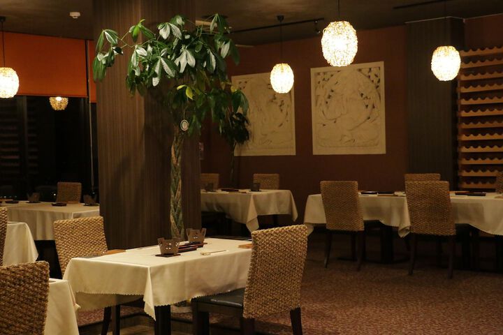 Dining Photos