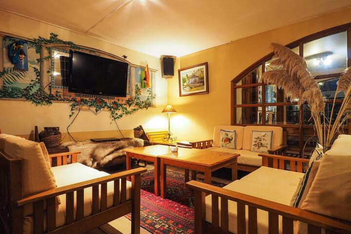 Room 6 of 55