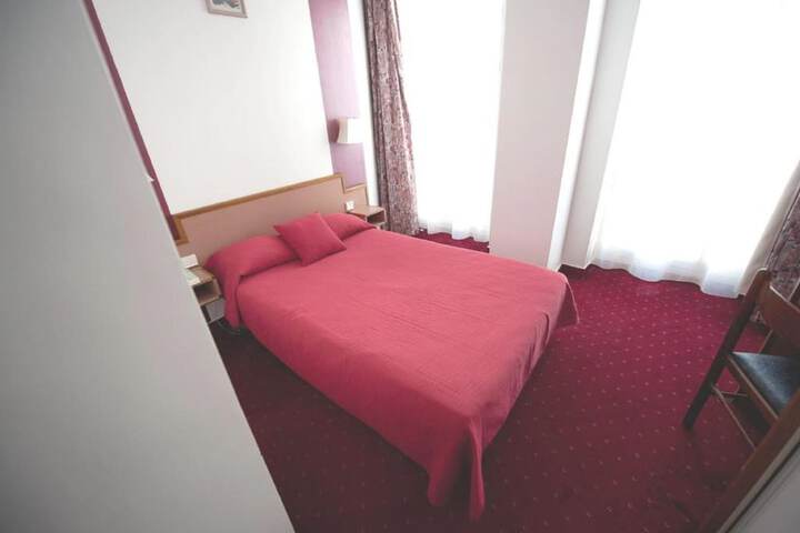 Room 6 of 23