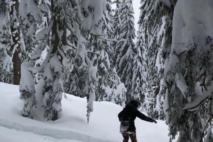 Snow and ski sports