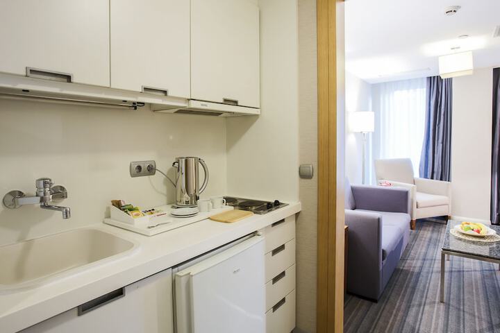 Private kitchenette