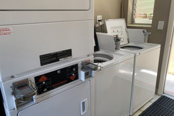 Laundry 7 of 17