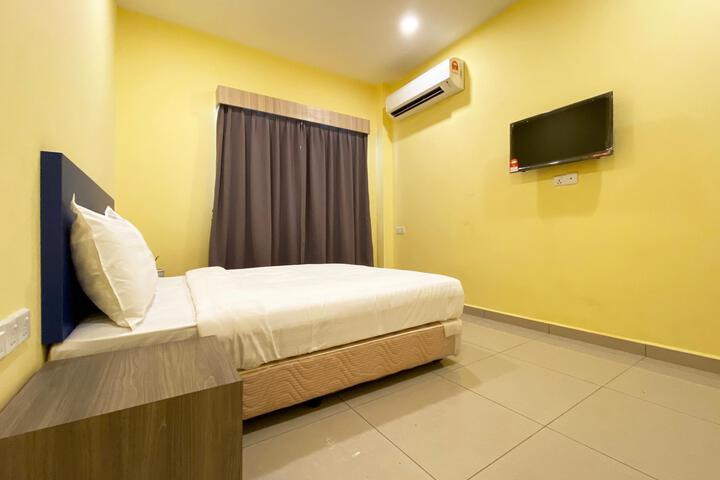 Room 19 of 21