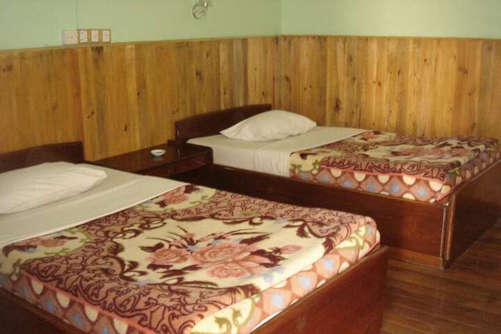 Room 6 of 44