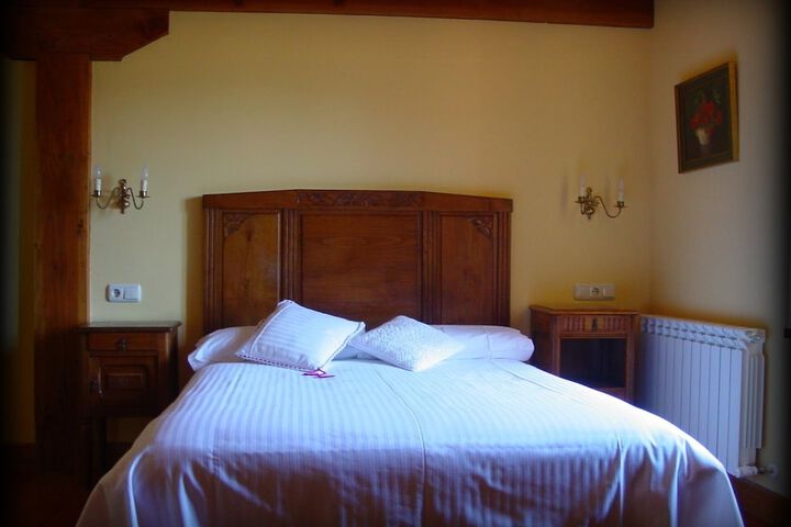 Room 6 of 6