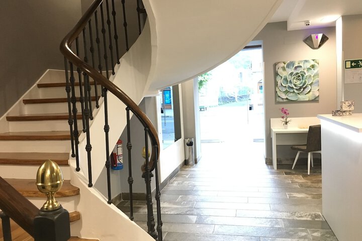 Hotel 2 of 31